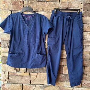 Purple Label by Healing Hands navy scrub set M/MP